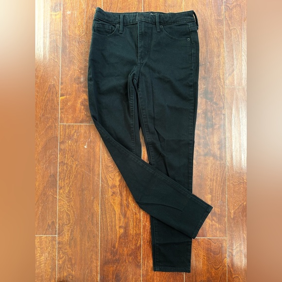 Universal Thread Jeans - Picture 2 of 4